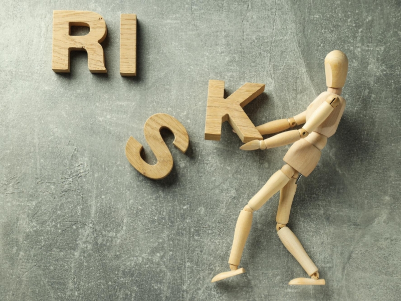 mannequin and word risk